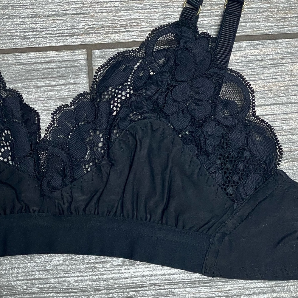 Free People Black Lace Bralette - Picture 4 of 10